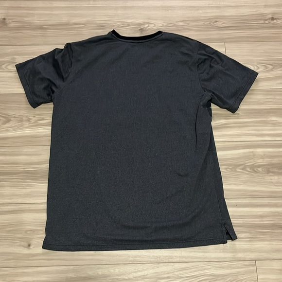 Under Armour Camo Tee - Picture 5 of 5